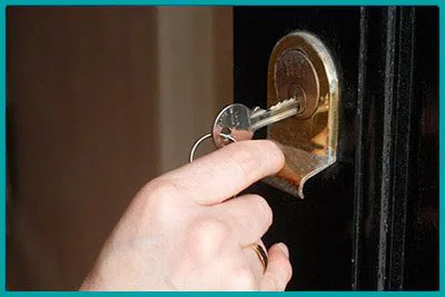 Top Locksmith Services West Palm Beach, FL 561-328-2940 - 7-door-unlock